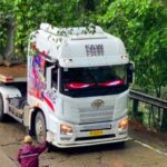 Truk Galen Indonesia – Oleng 1.1 Apk Mod Unlimited Money Truk Galen Indonesia – Oleng 1.1 Apk Mod Unlimited Money